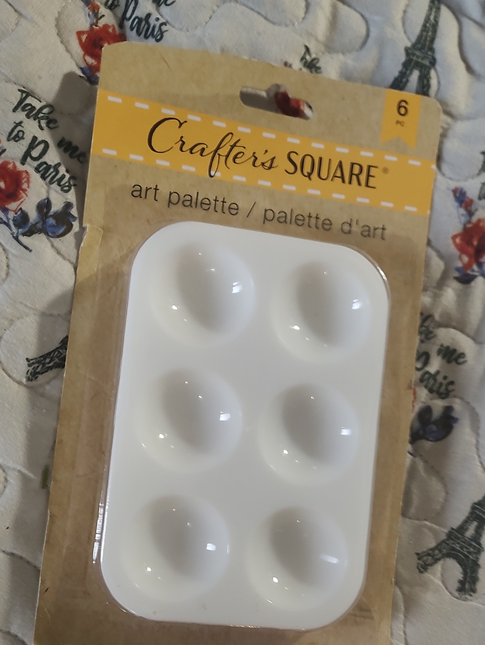 Crafter's Square White Plastic Art Palette - 6 well